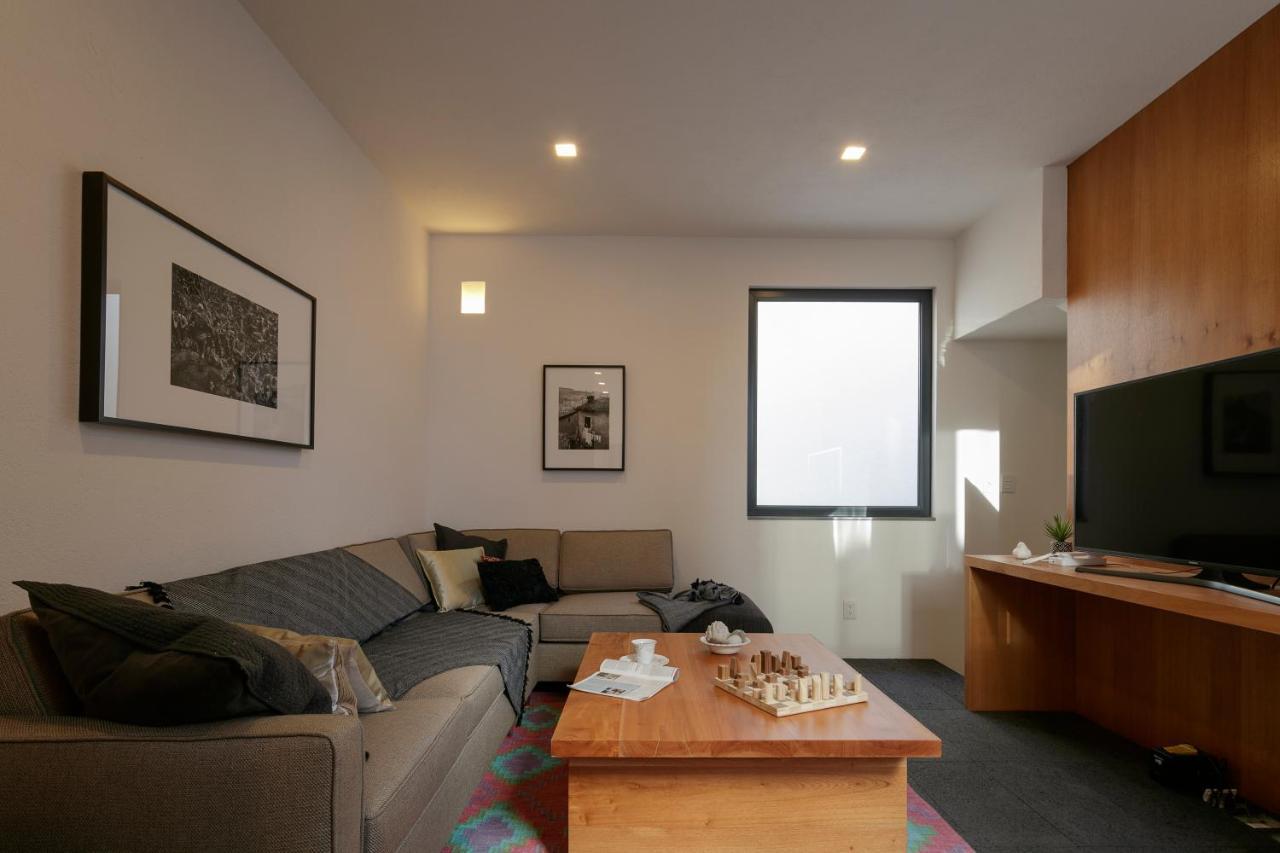 Suites Everness Guadalajara Dış mekan fotoğraf